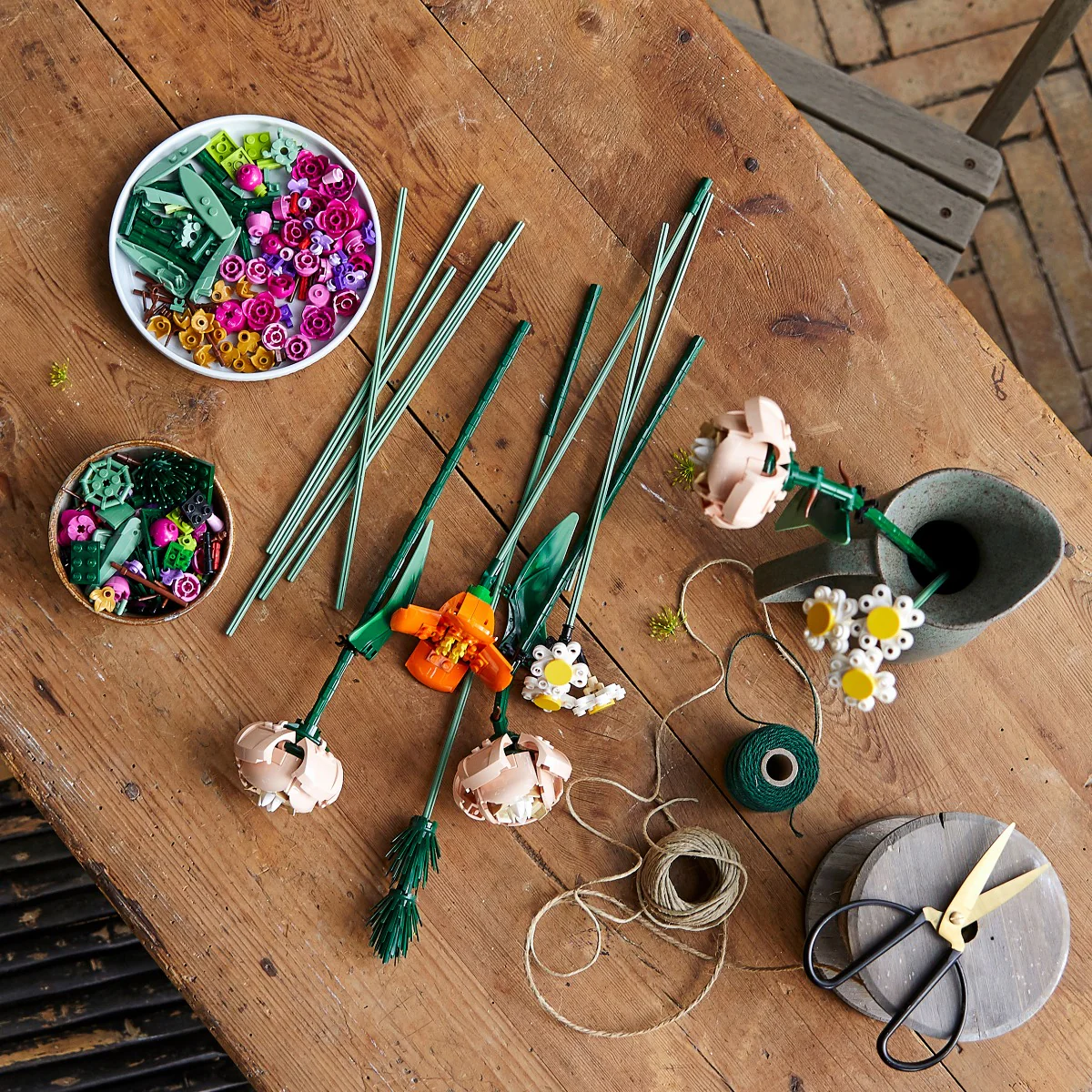 LEGO 10280 Creator Expert Flower Bouquet - Image 5