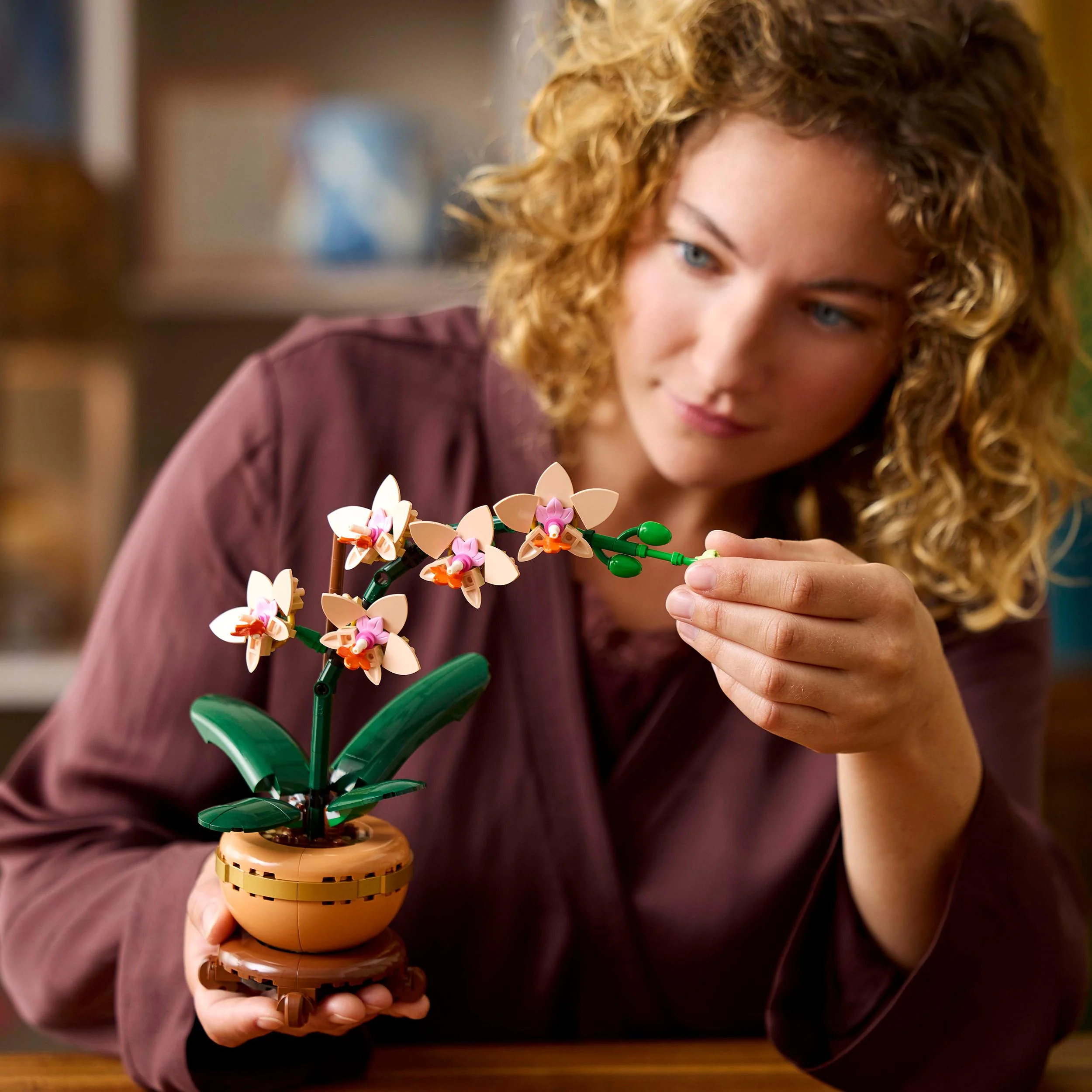 LEGO 10343 Botanicals Mini Orchid - Image 7