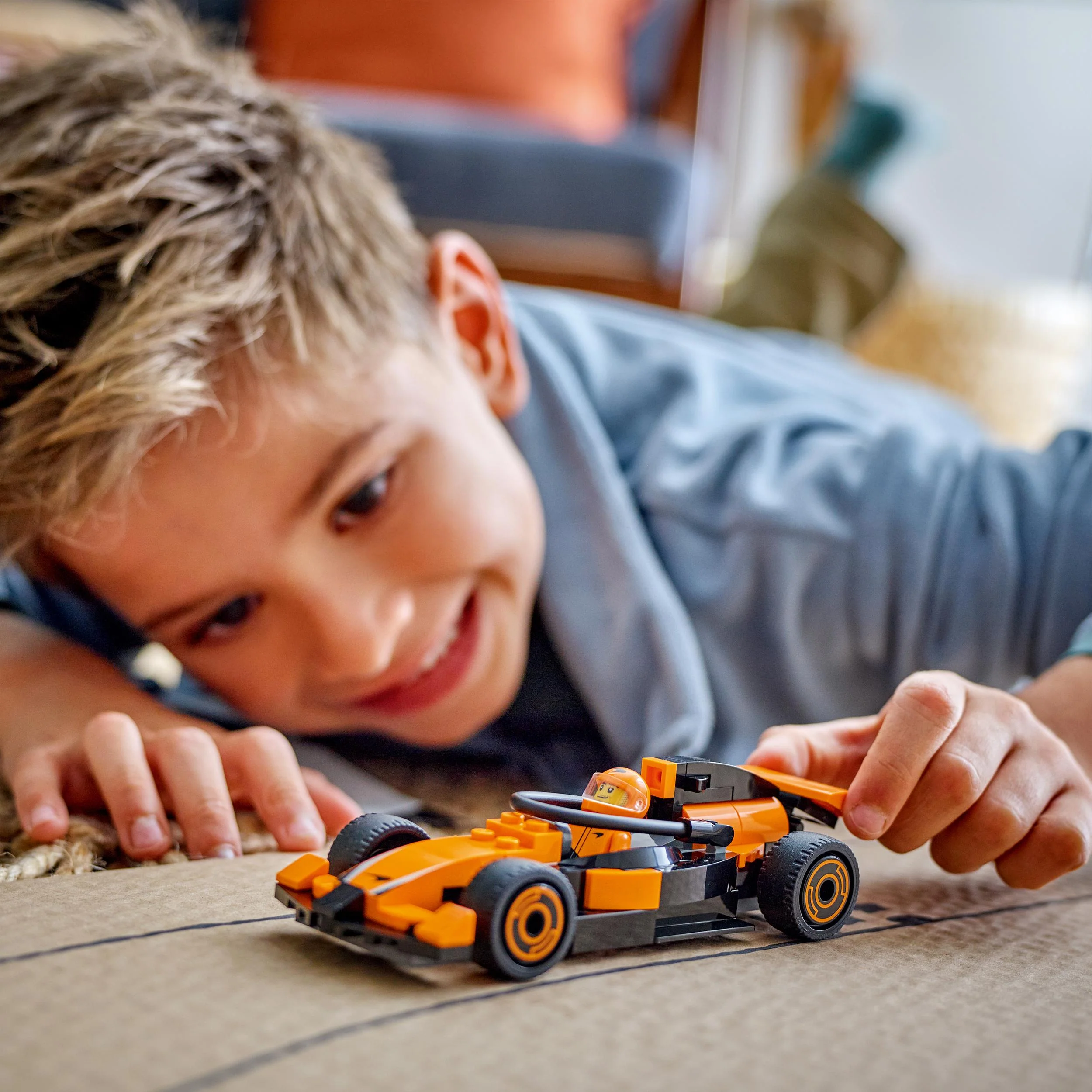 LEGO 60442 City F1 Driver with McLaren Race Car - Image 8