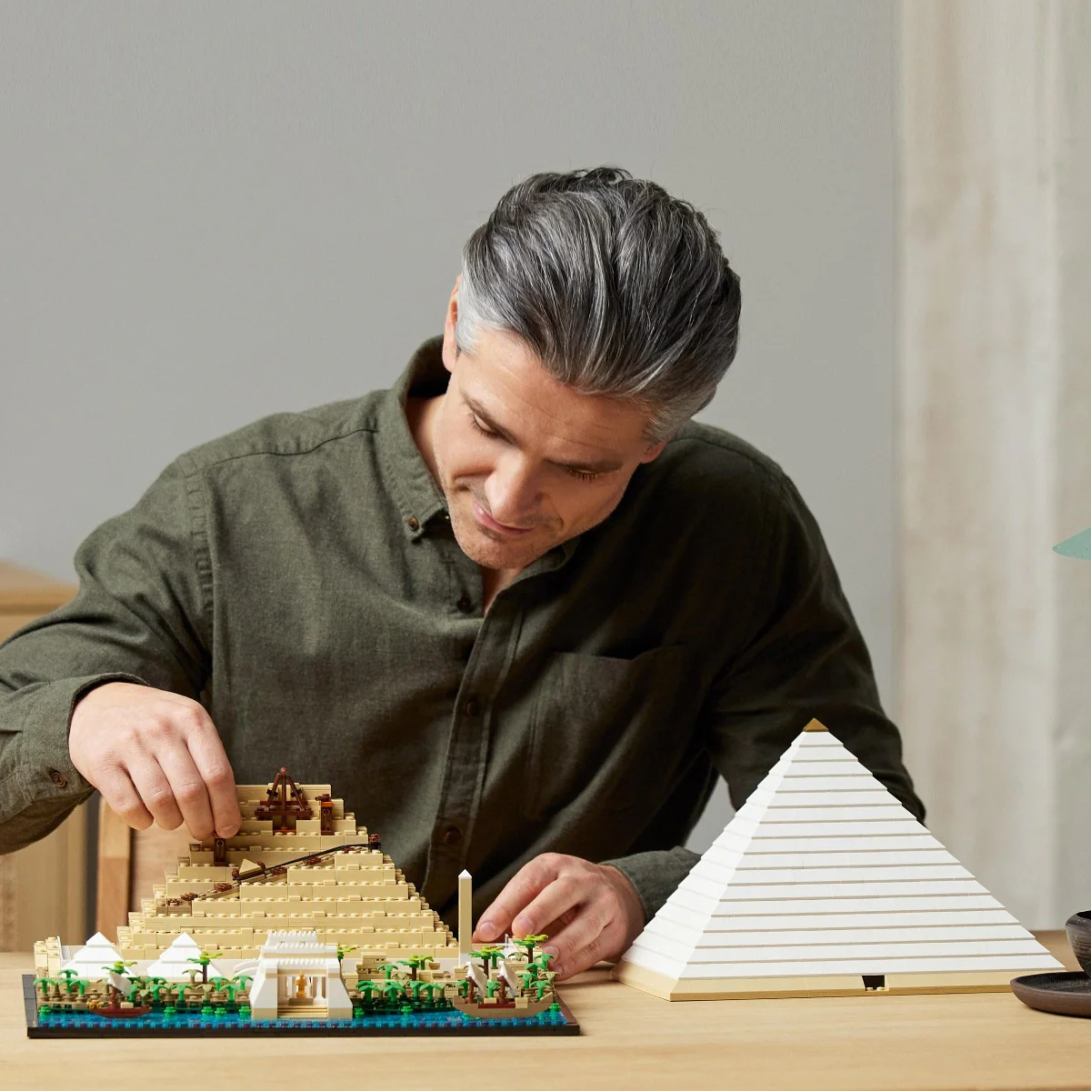 LEGO 21058 Architecture Great Pyramid of Giza Home Décor - Image 4