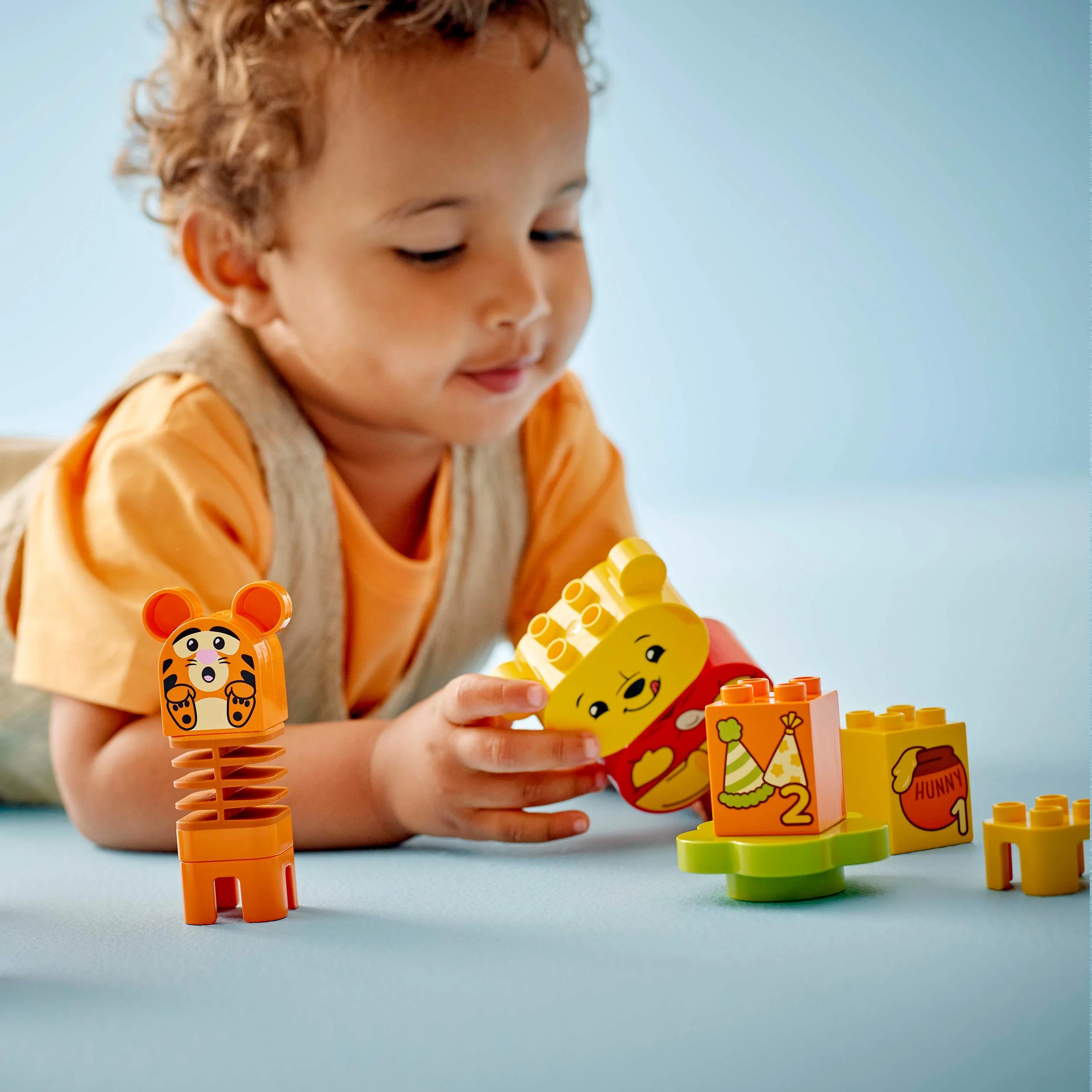 LEGO 10457 DUPLO | Disney Winnie the Pooh’s Birthday Party Set - Image 3